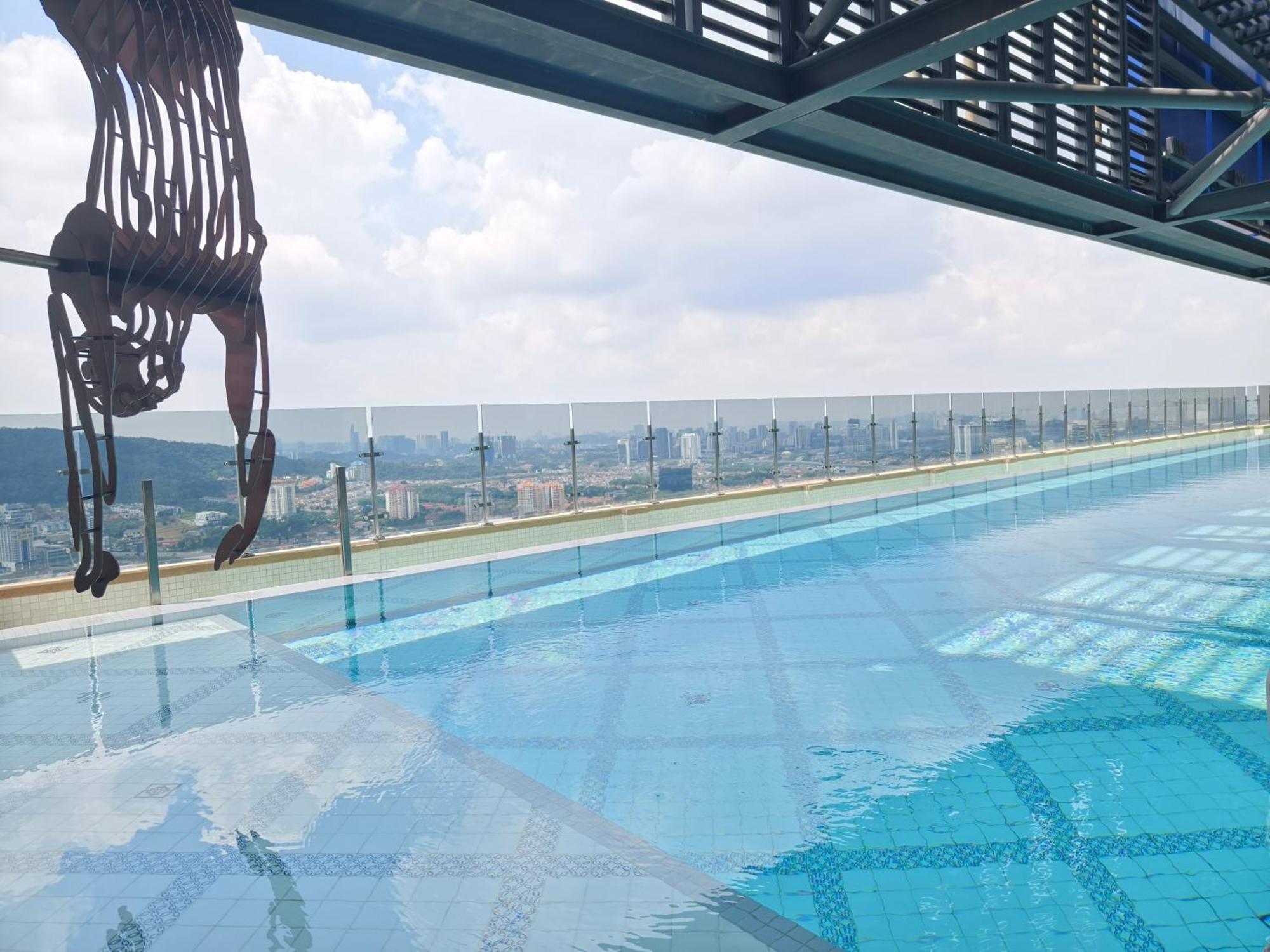 Mossaz Suites Empire City By Starwood Petaling Jaya Eksteriør bilde